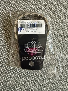 NWT paparazzi Silver and Blue Stretch Bracelet